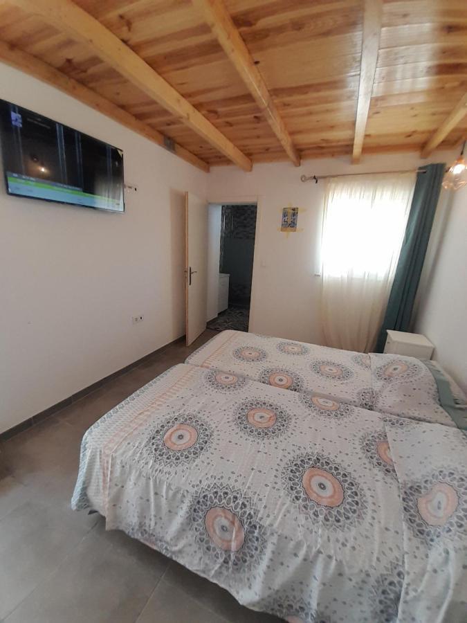 Ibiza Suite Independent Bedroom And Bathroom Albufeira Esterno foto