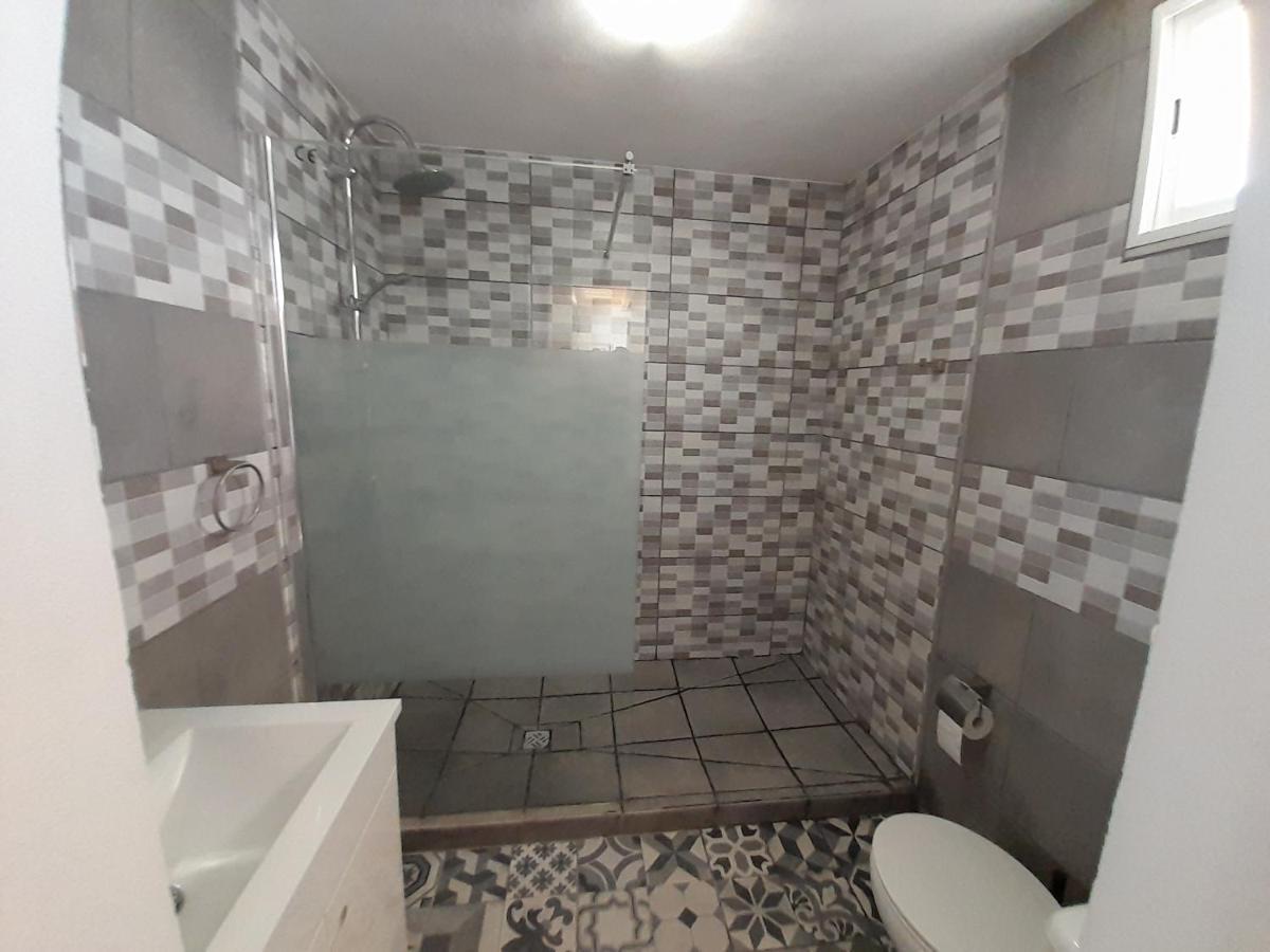 Ibiza Suite Independent Bedroom And Bathroom Albufeira Esterno foto